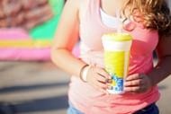 It's low in calorie and high in protein. (image via Pexels/Leah Kelley )